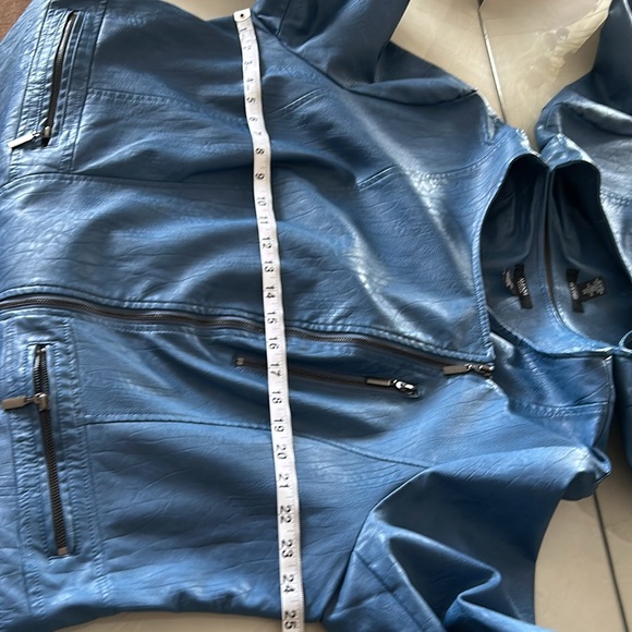 Alfani  leather jacket. - Picture 13 of 17